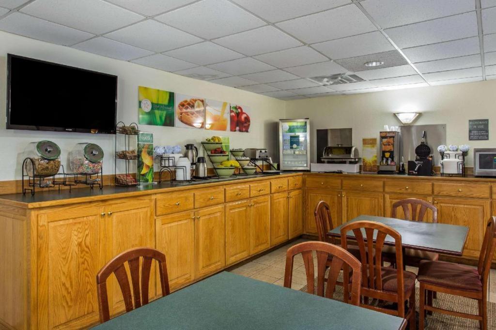 Quality Inn Surfside Beach Zewnętrze zdjęcie